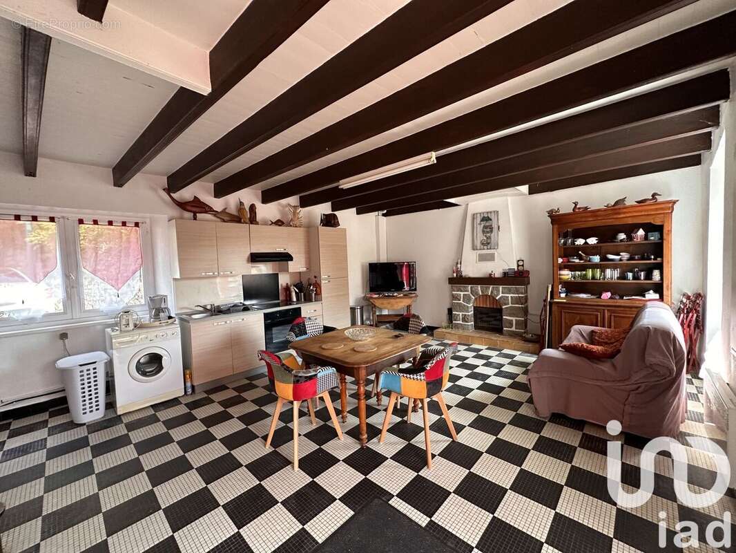 Maison 92 m² à Le Faouet  - photo 4