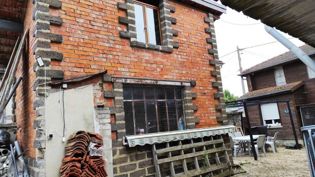 Maison à HUMBECOURT