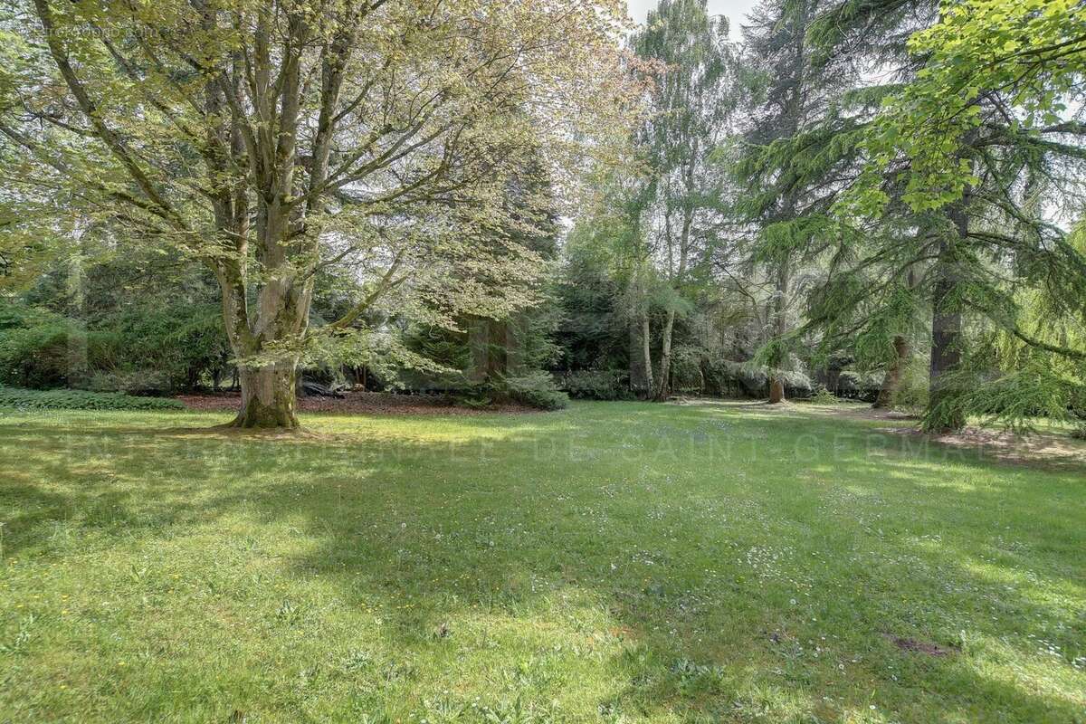 Maison à FEUCHEROLLES