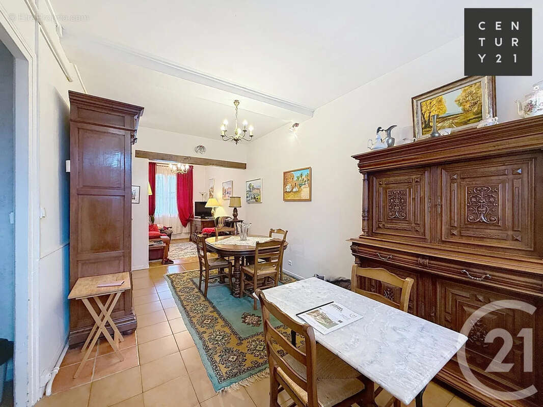 Maison à SAINT-ANDRE-LES-VERGERS