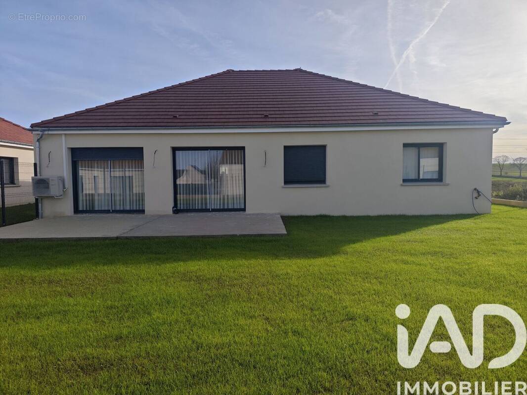 Photo 1 - Maison à NOGENT-SUR-SEINE