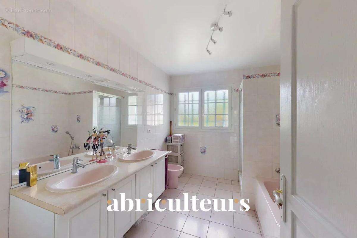 Maison à SAINT-VINCENT-DE-TYROSSE