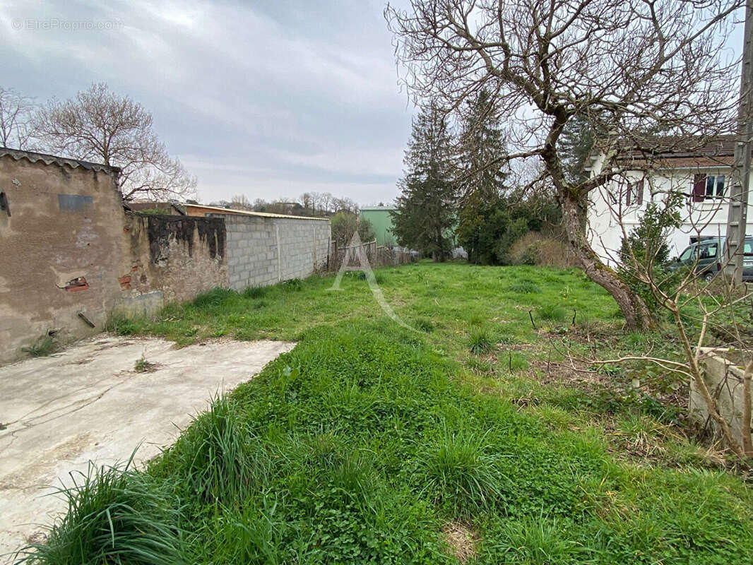 Maison à BLAYE-LES-MINES