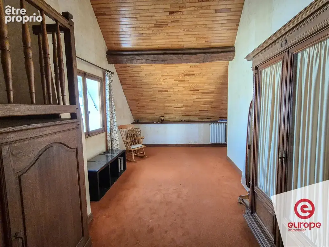 Maison 7 pièces de 166 m2 avec jardin, cour et garage à Asquins, à proximité de Vézelay - photo 17