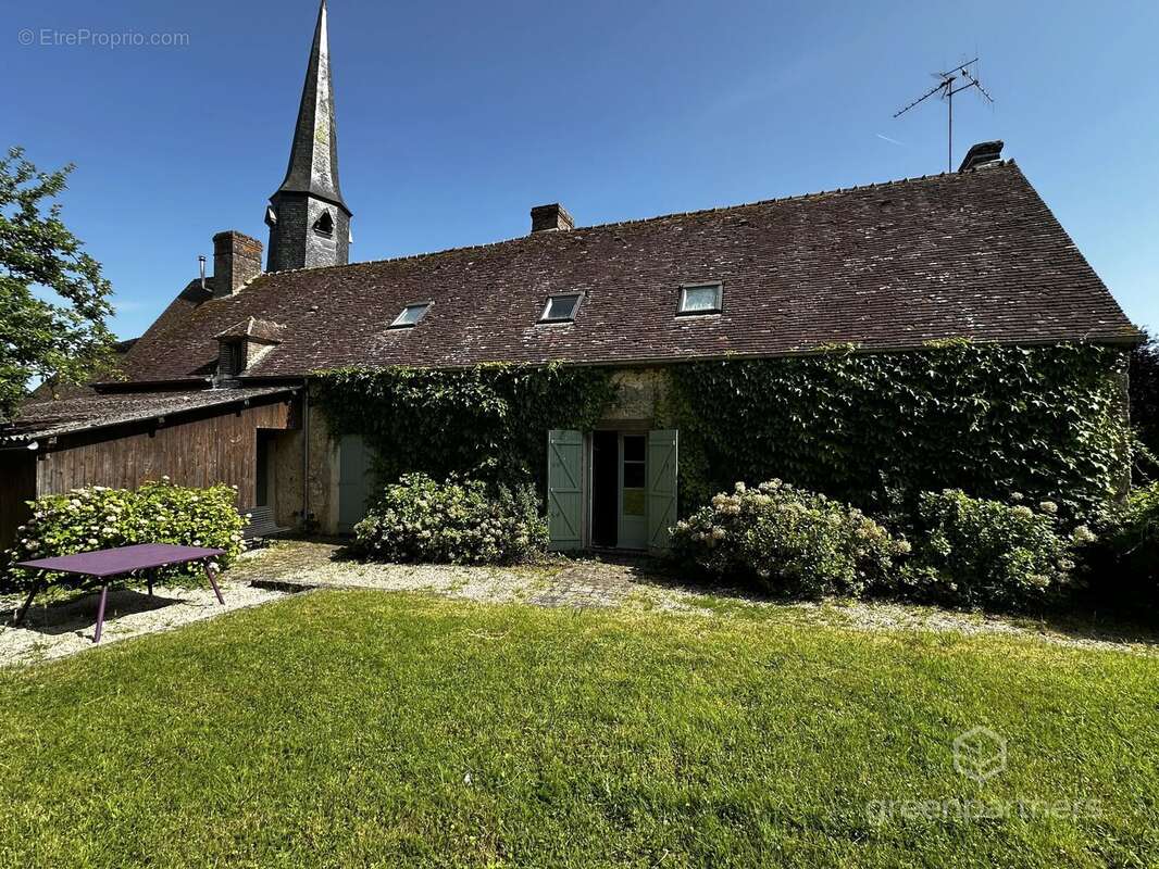 Ancien presbytère avec jardin clos à Tourouvre au Perche - photo 3