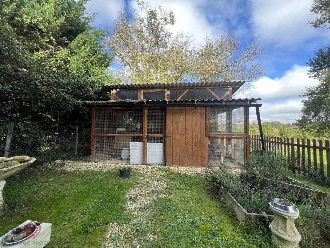 Maison à LARROQUE-SAINT-SERNIN