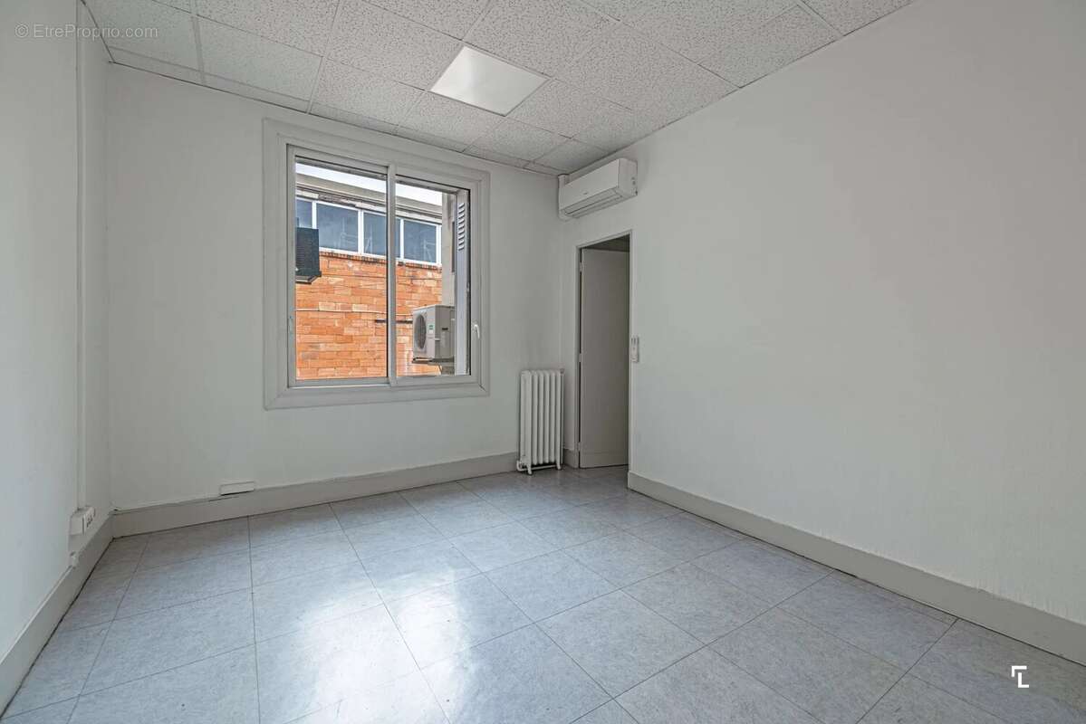 Commerce à MARSEILLE-14E