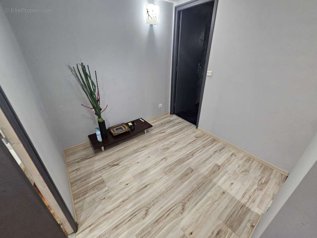 Maison à SAINT-JULIEN-LE-PETIT