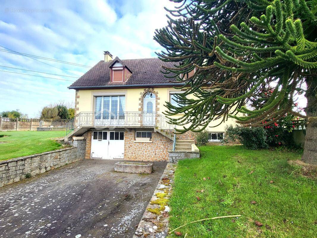 Maison à ISIGNY-LE-BUAT