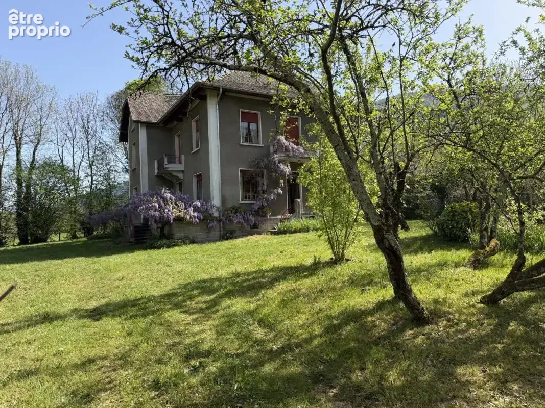 Maison 9 pièces 197 m² à vendre à Champagneux (73240) - photo 2