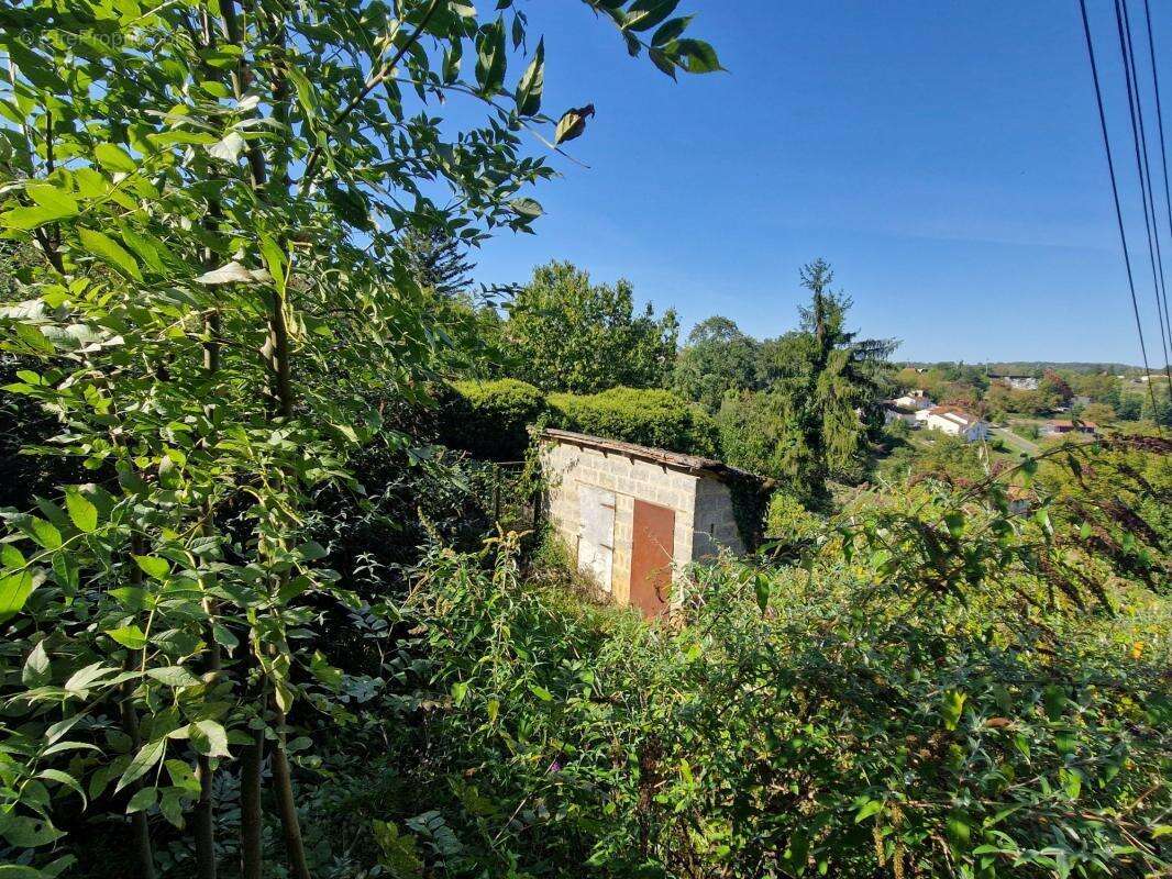 Terrain à BEAUREGARD-DE-TERRASSON