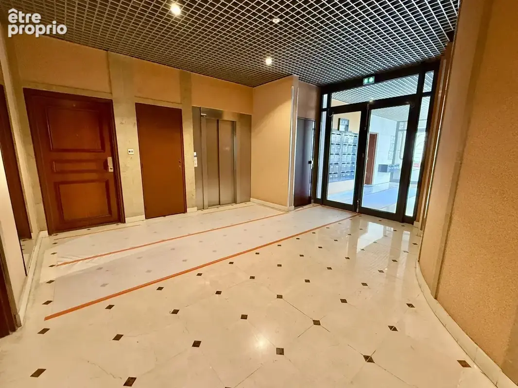 Paris 13e - Studio avec grand balcon - photo 11