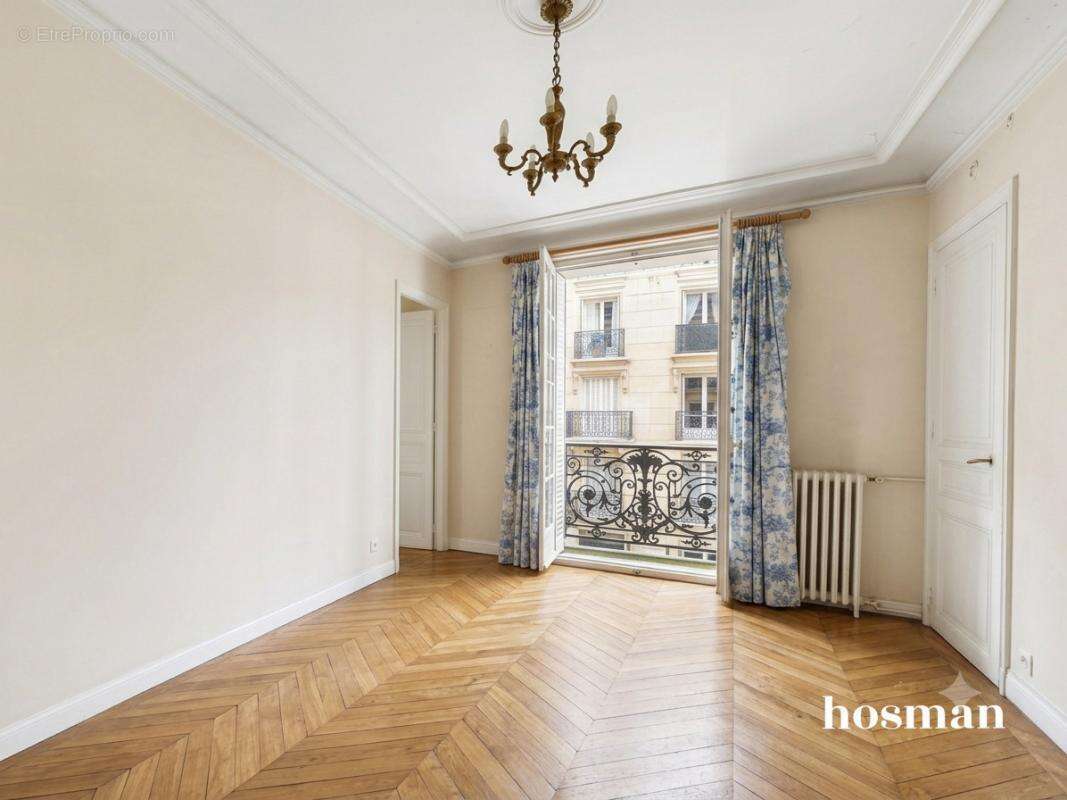 Appartement 4 pièces, 2 chambres de 82 m² avec double séjour traversant - Rue Mizon, Paris 15ème - photo 9
