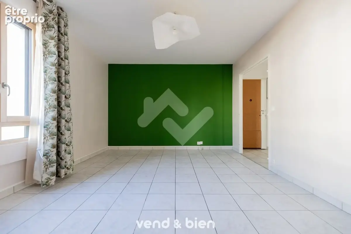 Appartement 4 pièces 69 m² à vendre à Reims (51100) - photo 1