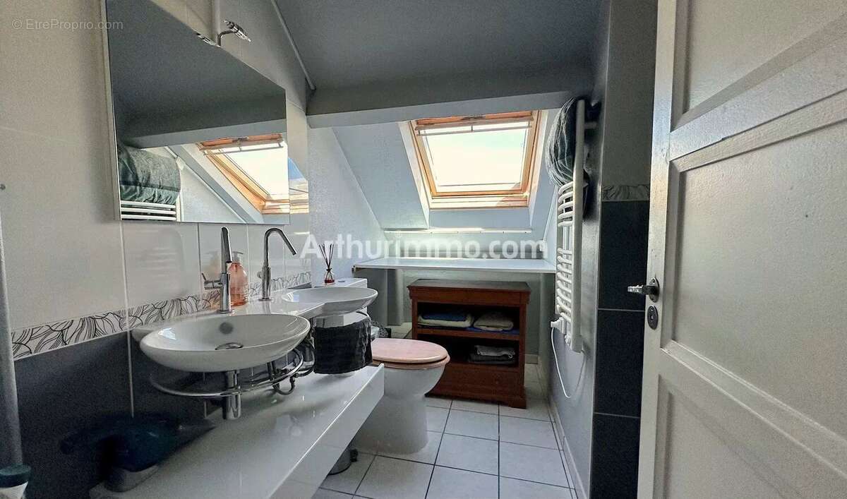 Appartement à LONS-LE-SAUNIER