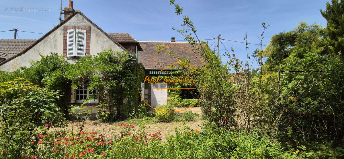 Maison à LAILLY-EN-VAL
