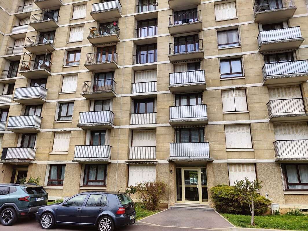 Appartement à CHATILLON
