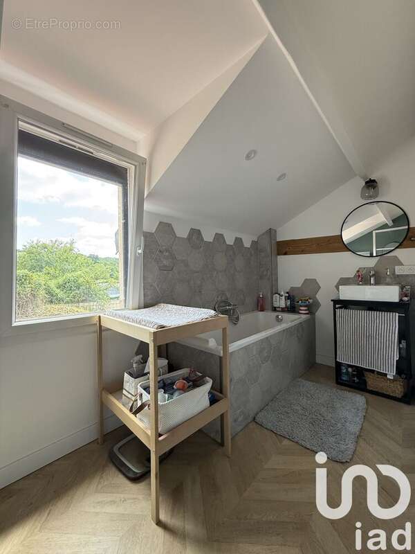 Photo 9 - Maison à DAMMARTIN-SUR-TIGEAUX