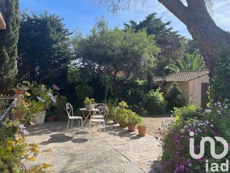 Photo 2 - Maison à LA CROIX-VALMER