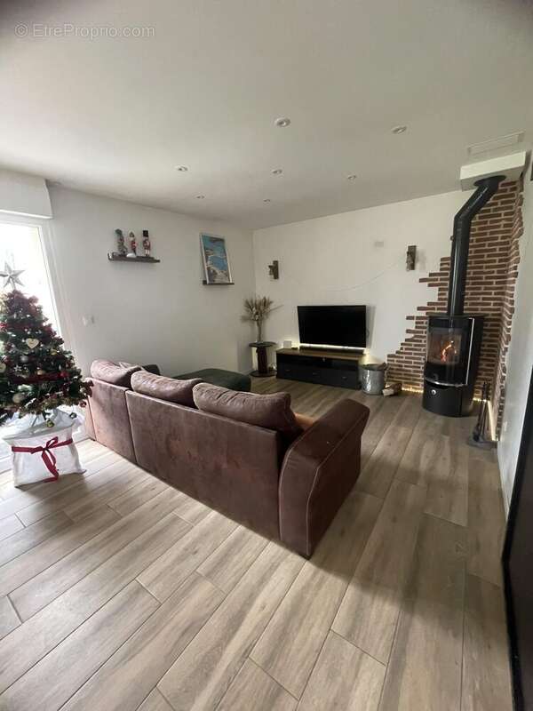 Maison à VIRONCHAUX