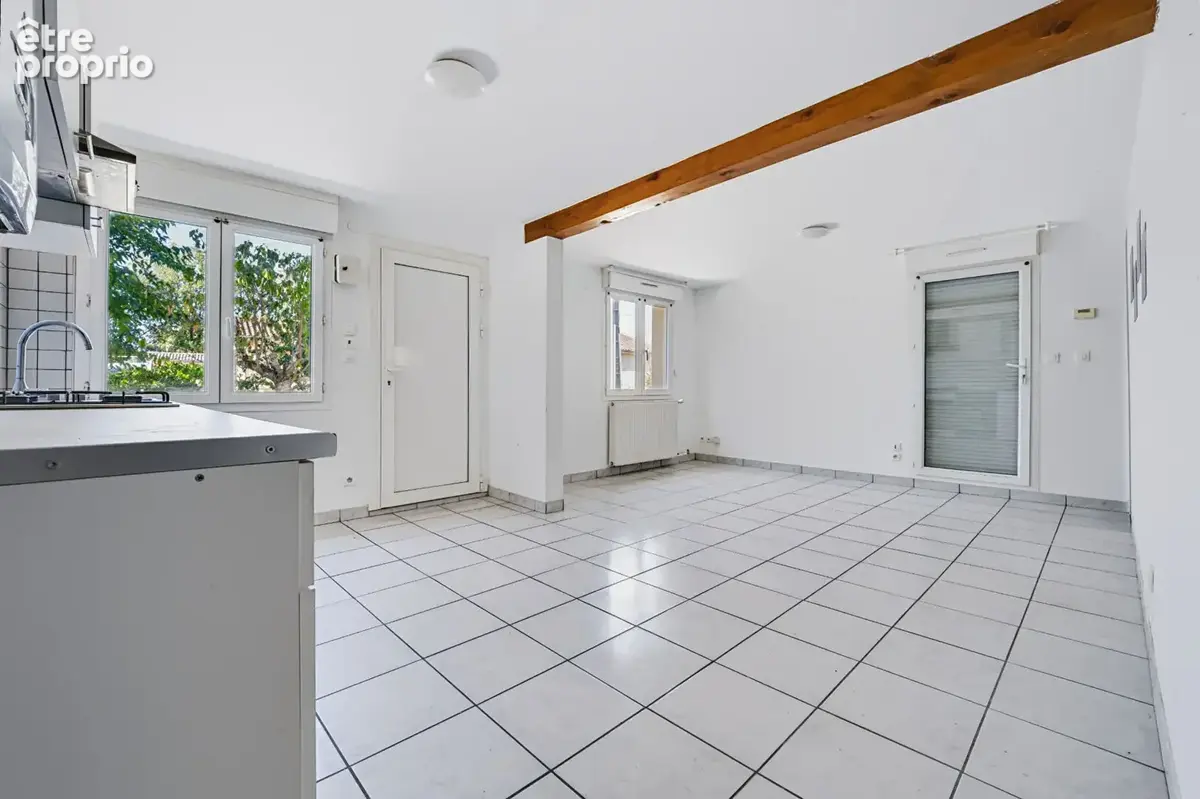 MAISON  de plain pied - 65 M² - CUGNAUX avec jardin et parking - photo 4