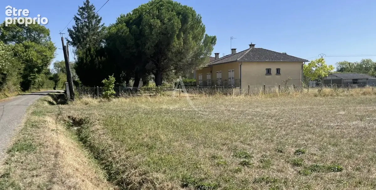 Castelmaurou, villa T5 sur une parcelle de 1800m2 - photo 4