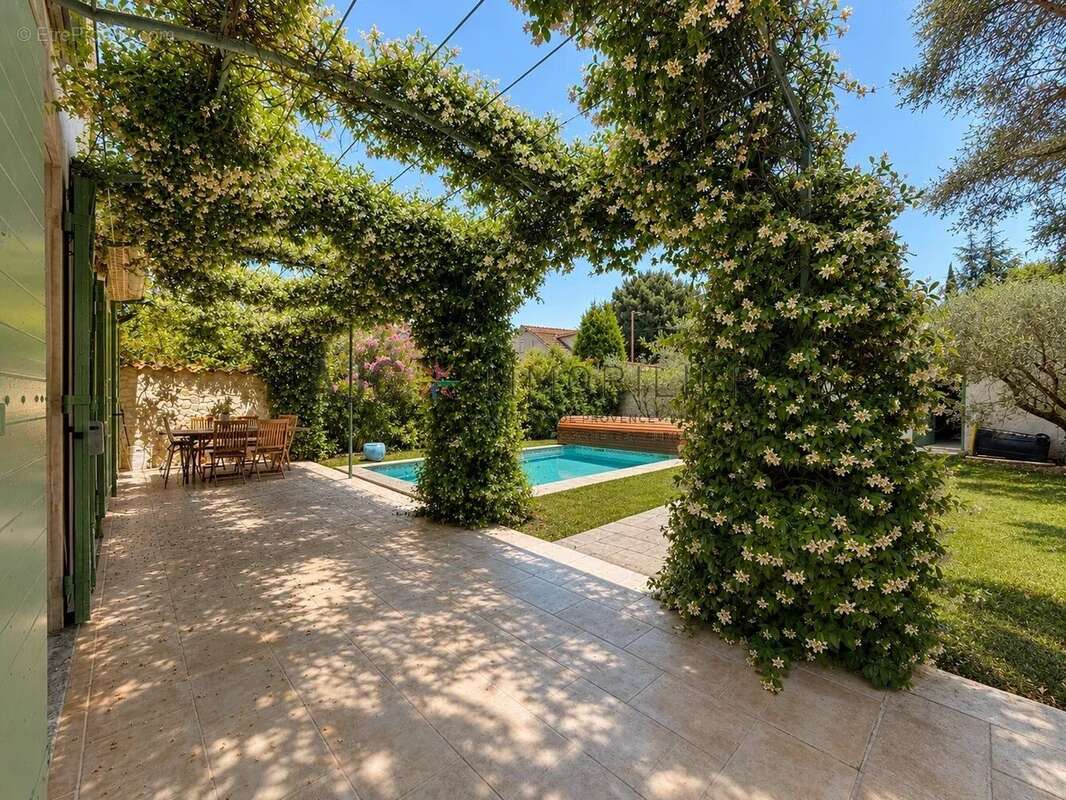 Maison à SAINT-REMY-DE-PROVENCE