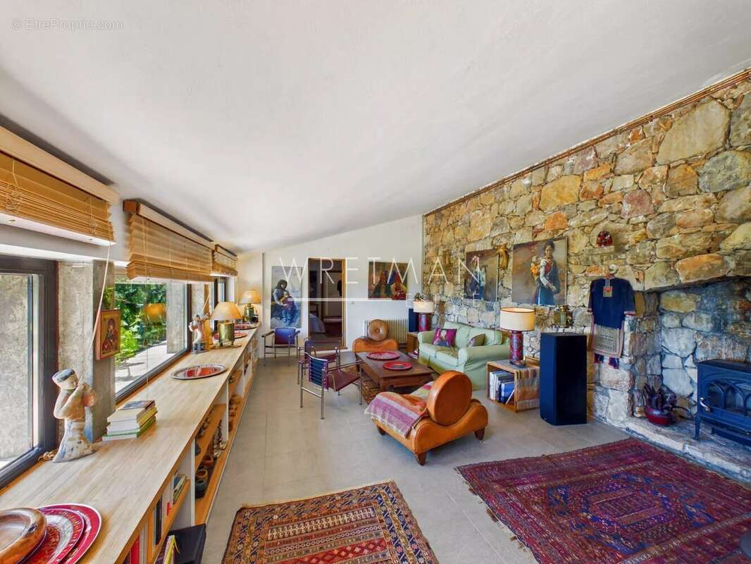 Maison à CALLAS
