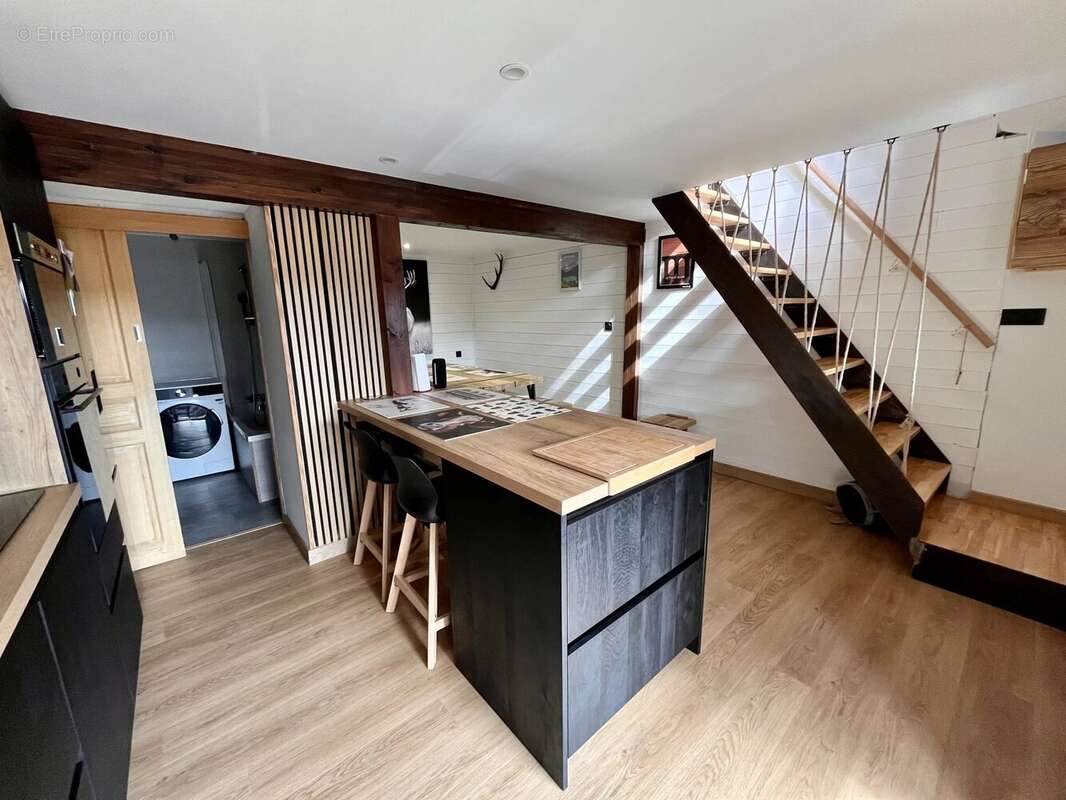 Maison à LES ANGLES