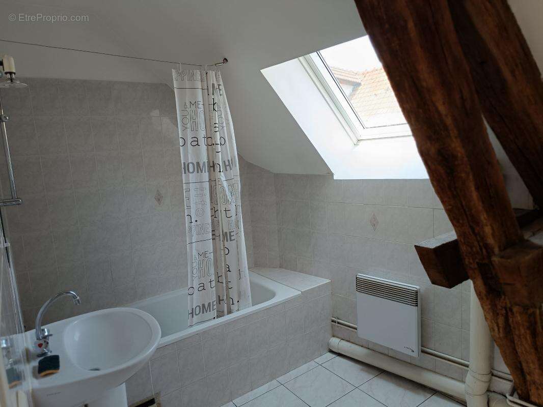 Appartement à ELANCOURT