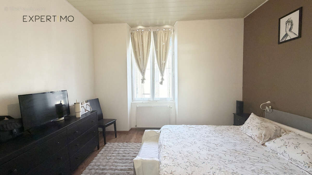 Appartement à VIZILLE