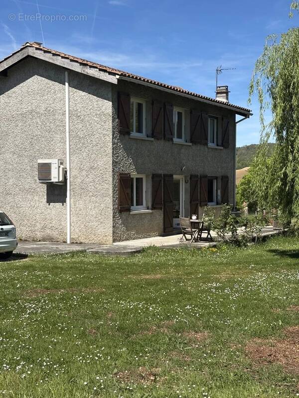 Maison à LES BORDES-SUR-ARIZE