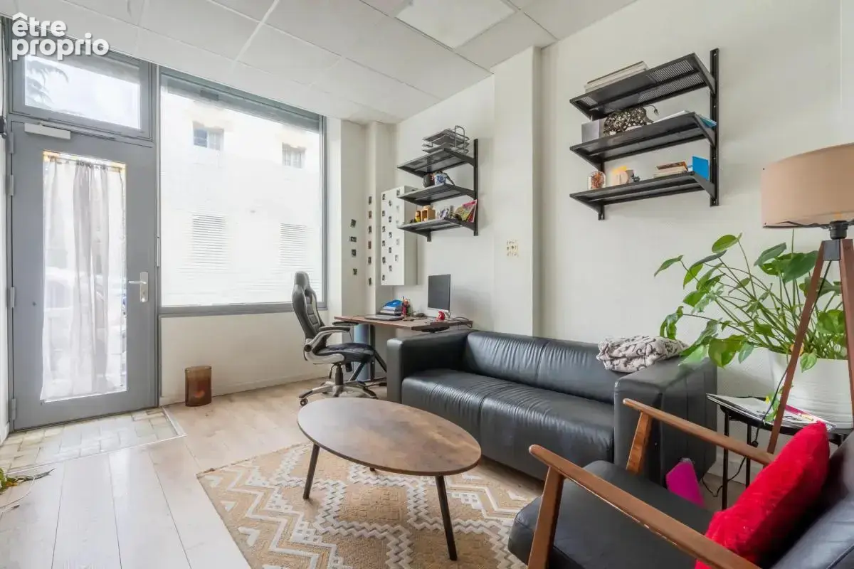Appartement à PARIS-11E