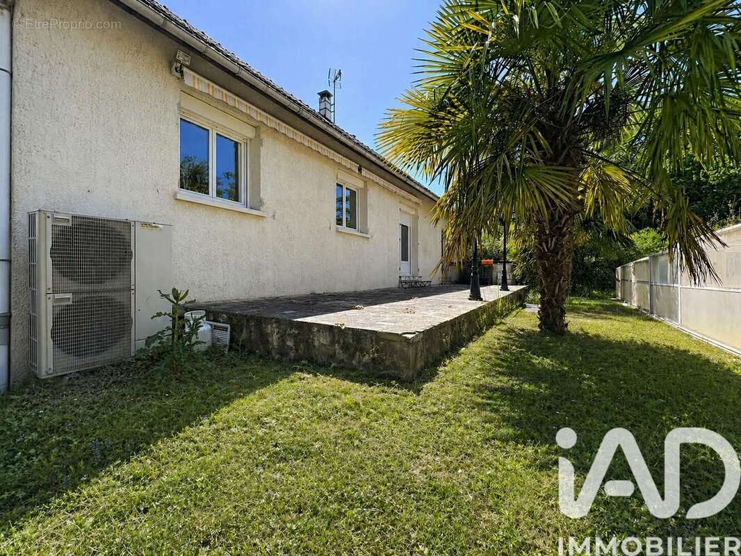Photo 2 - Maison à COURTENAY