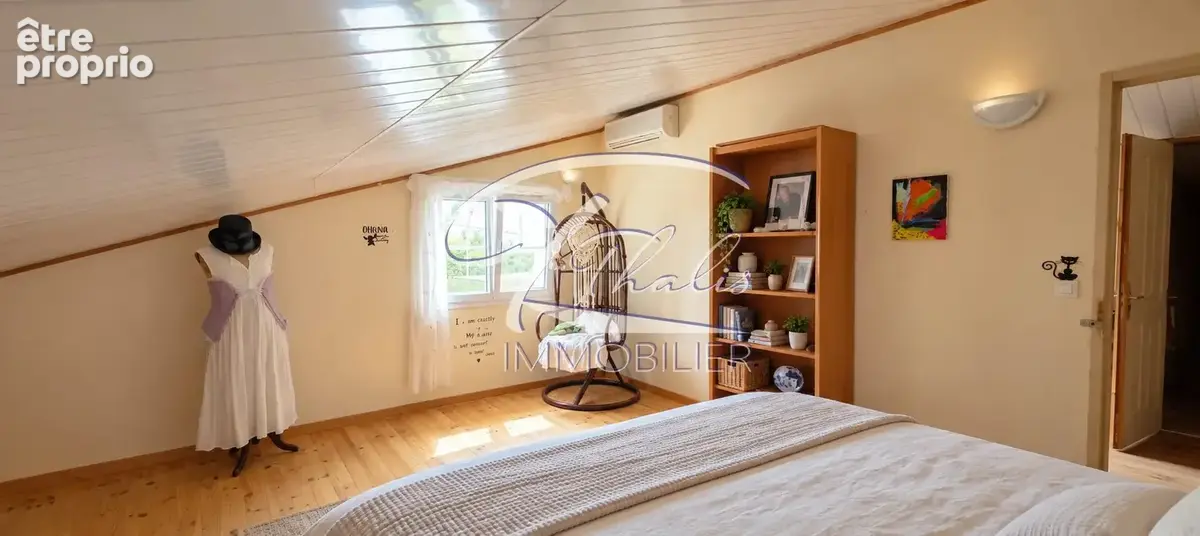 Maison 6 pièces 260 m² à vendre à La Lande-De-Fronsac (33240) - photo 8