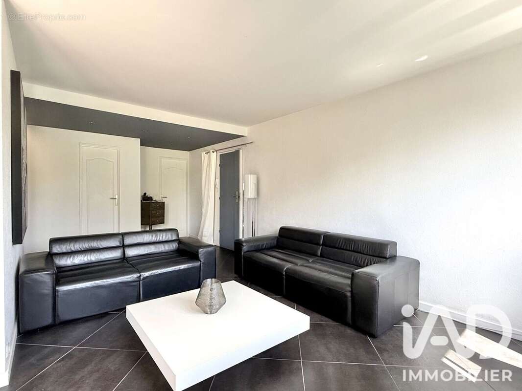 Photo 3 - Appartement à CHILLY-MAZARIN
