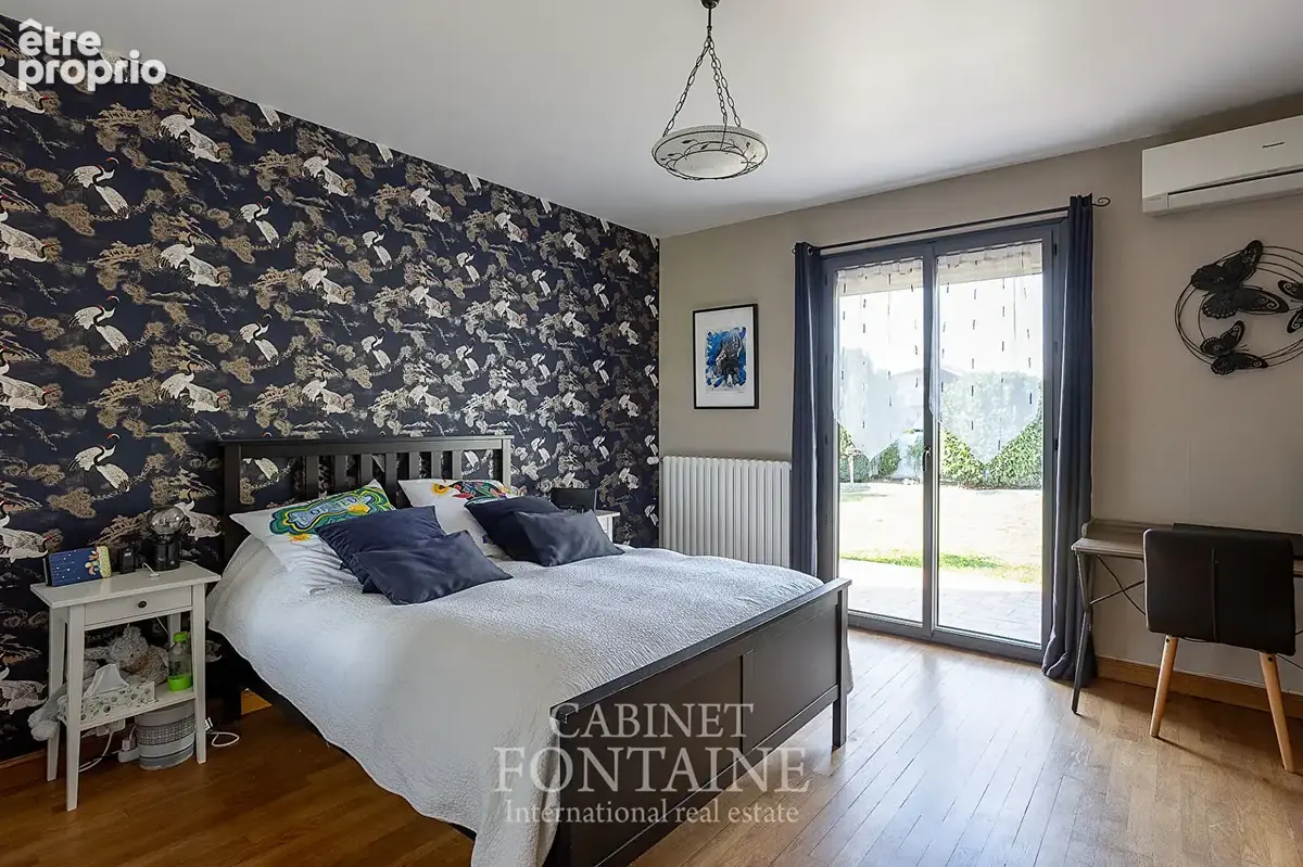 ROCHY-CONDÉ Maison d'environ 180 m², 4 chambres et plus de 250 m² de bâtiments annexes - photo 4