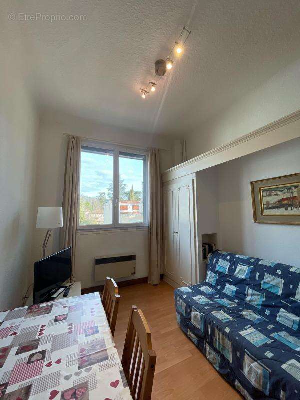 Appartement à GREOUX-LES-BAINS