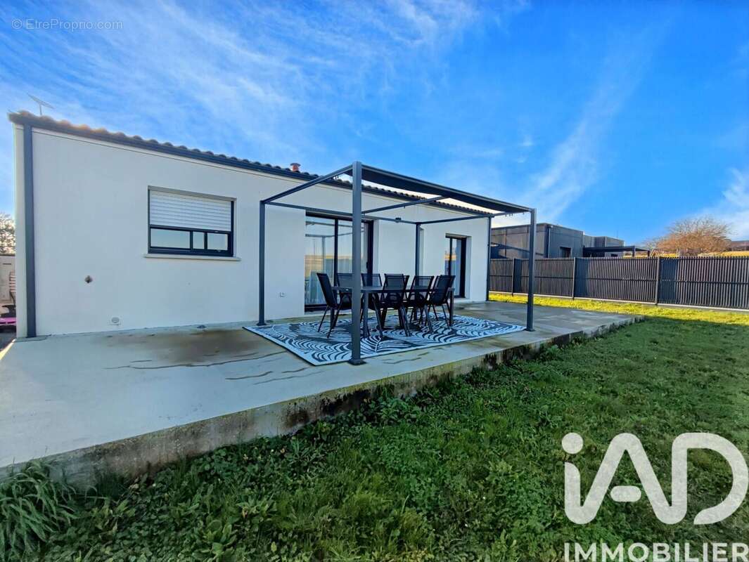 Photo 6 - Maison à TONNAY-BOUTONNE