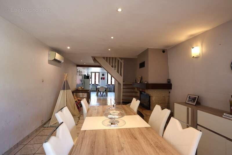 Maison à PETIT-FAILLY