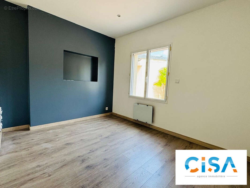 Maison à VERNEUIL-EN-HALATTE