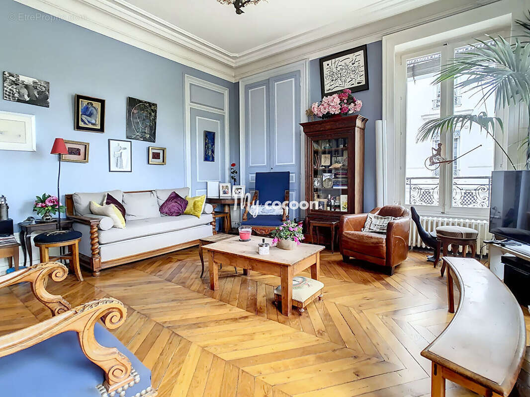 Appartement à LYON-7E