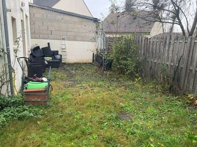 Maison à VILLENEUVE-SAINT-GERMAIN