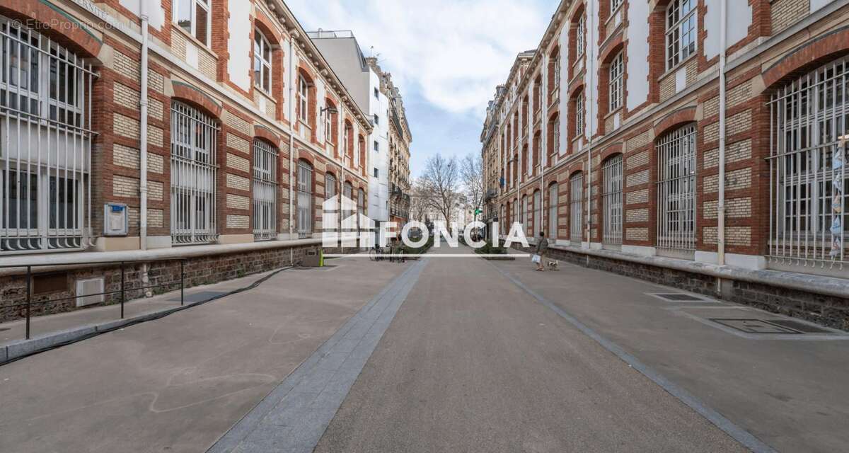 Appartement à PARIS-18E