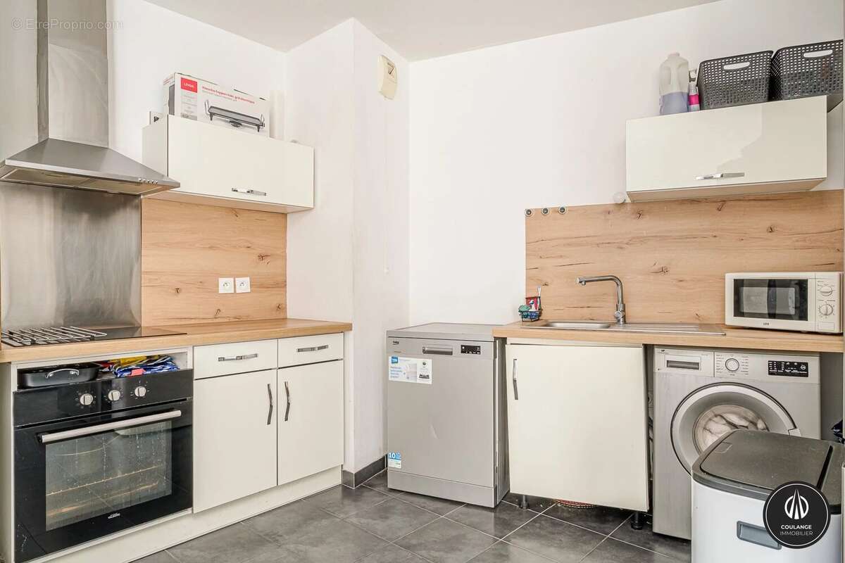 Appartement à MARSEILLE-3E