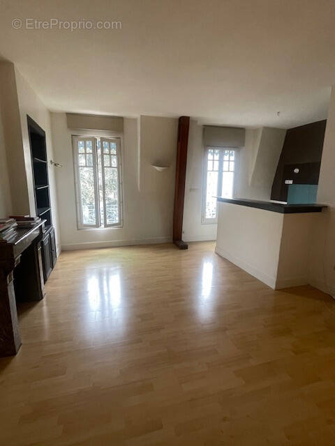 Appartement à LYON-6E