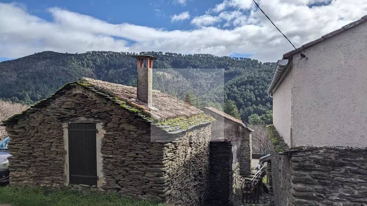 Maison à SAINTE-CECILE-D'ANDORGE