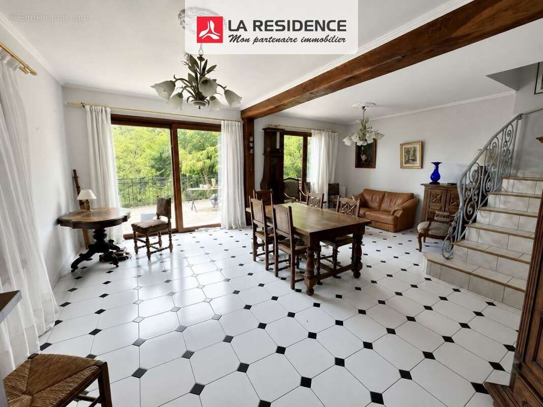 Maison 148 m² à Maule  - photo 2