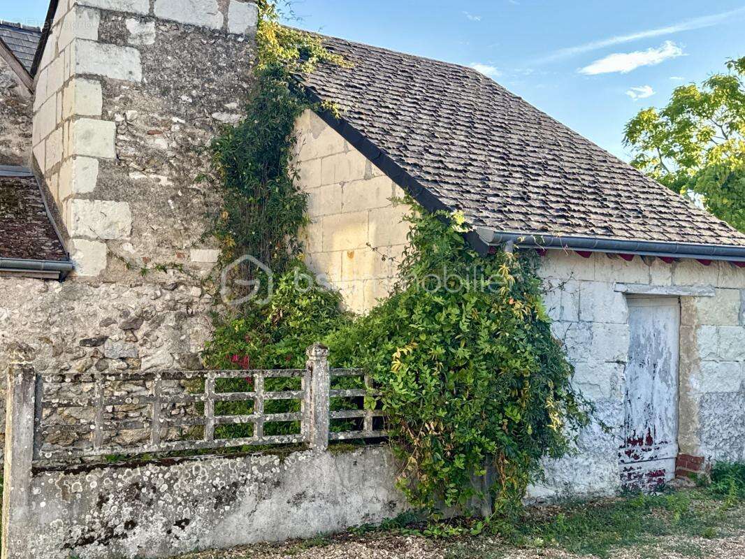 Maison à AZAY-SUR-CHER