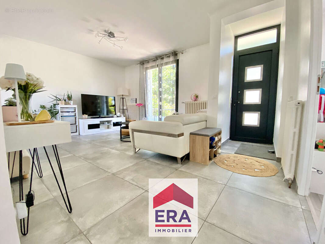 Maison à SARTROUVILLE